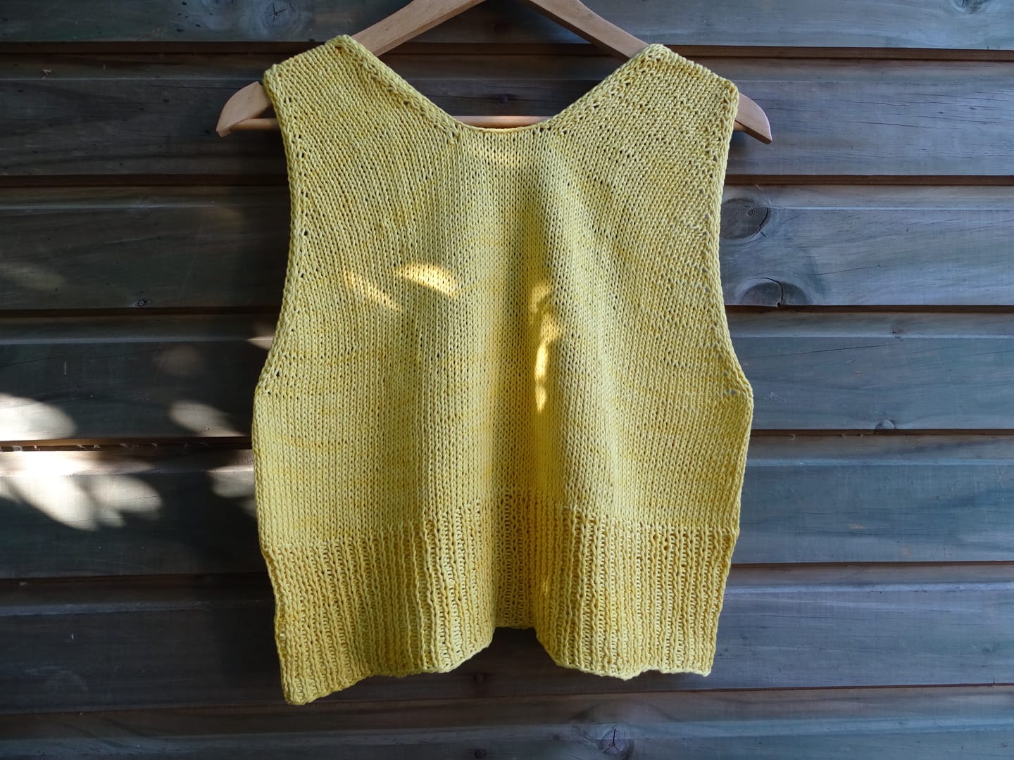 Polera escote bajo