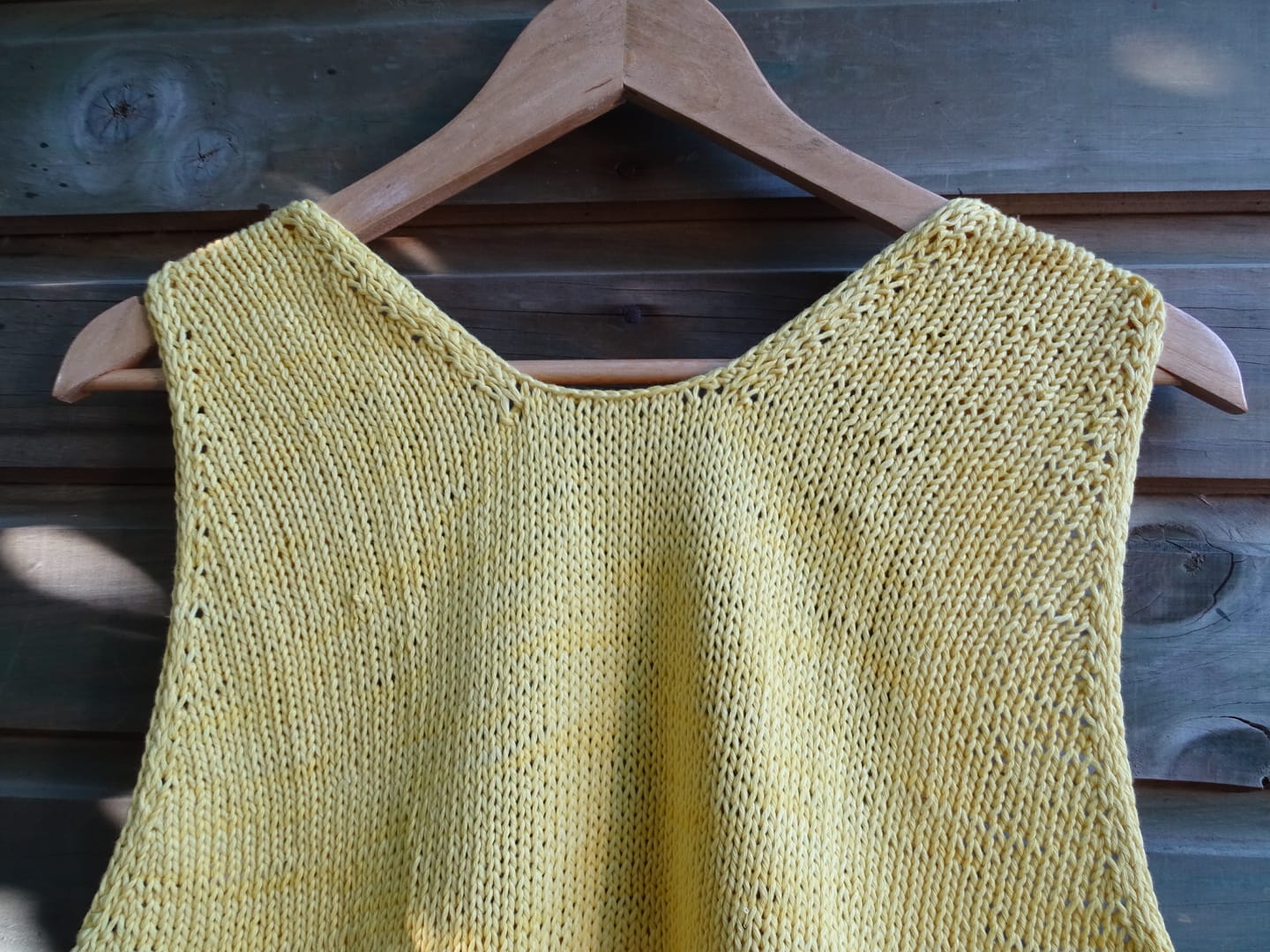Polera escote bajo